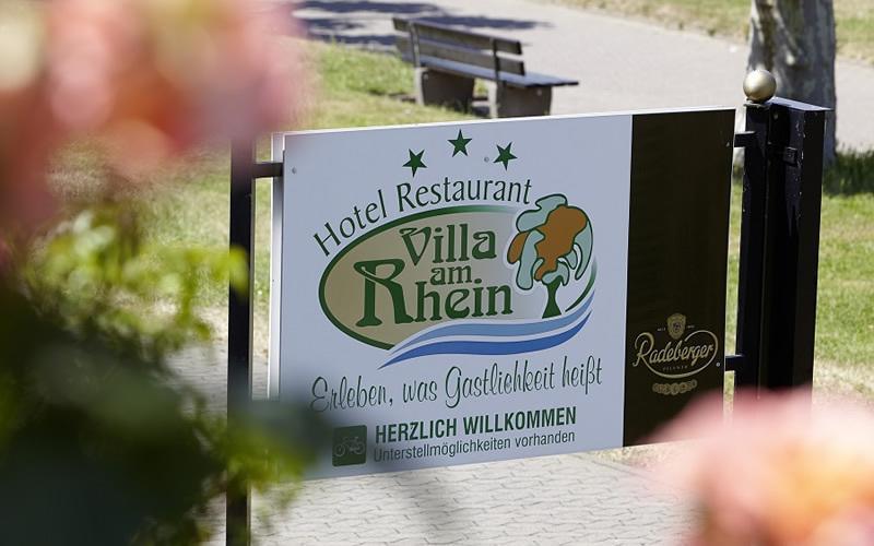 Hotel Villa am Rhein Andernach Esterno foto