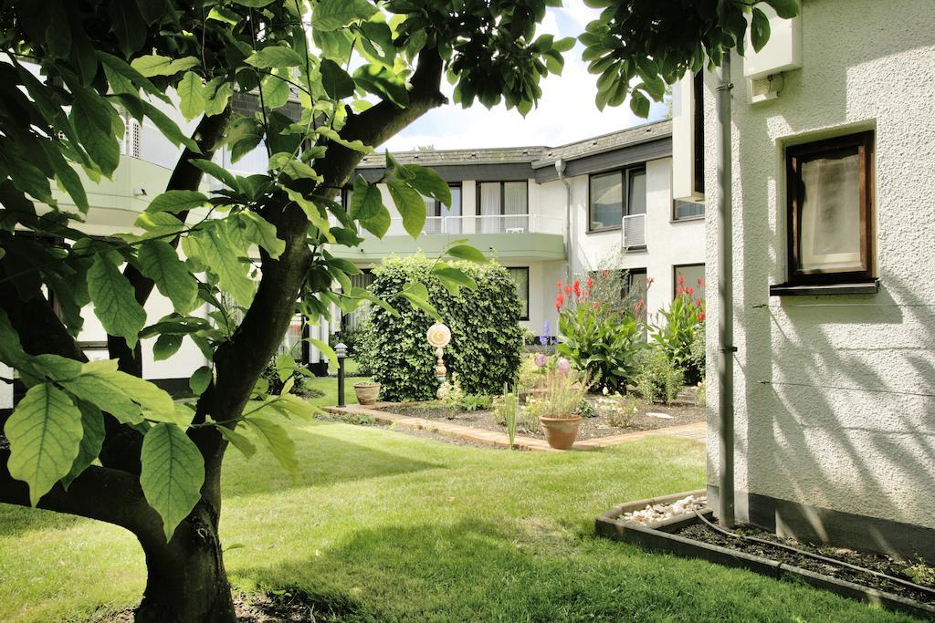 Hotel Villa am Rhein Andernach Esterno foto